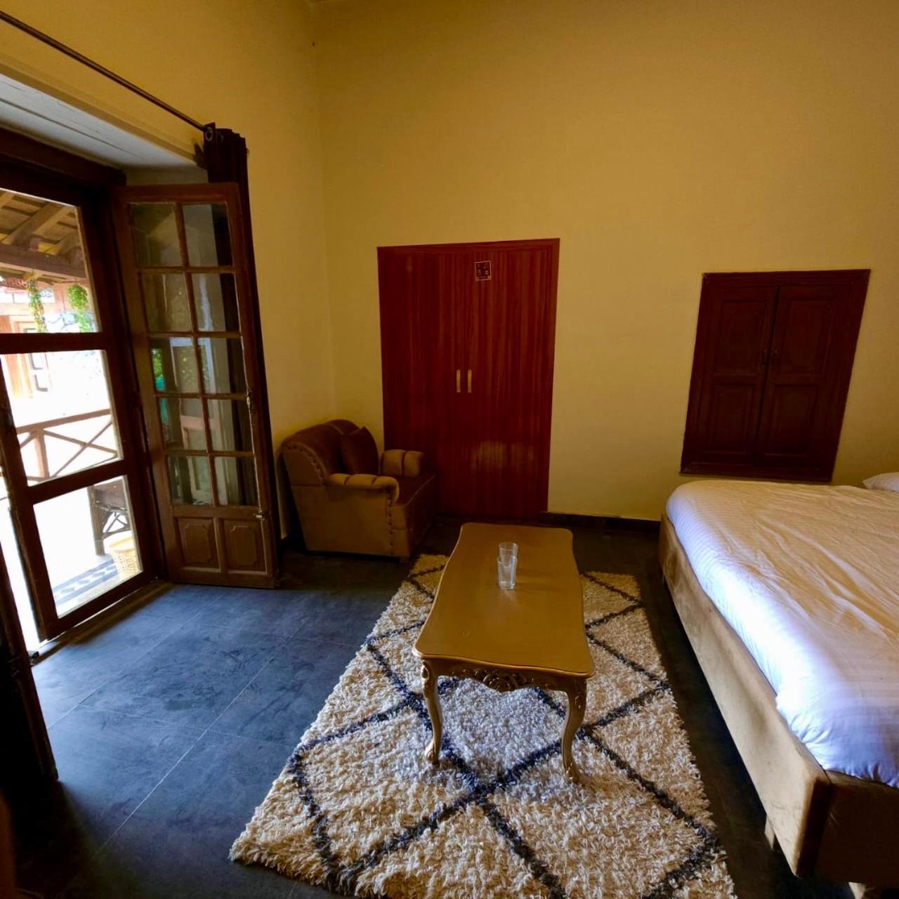 Misty Peaks Resort Murree Exterior photo